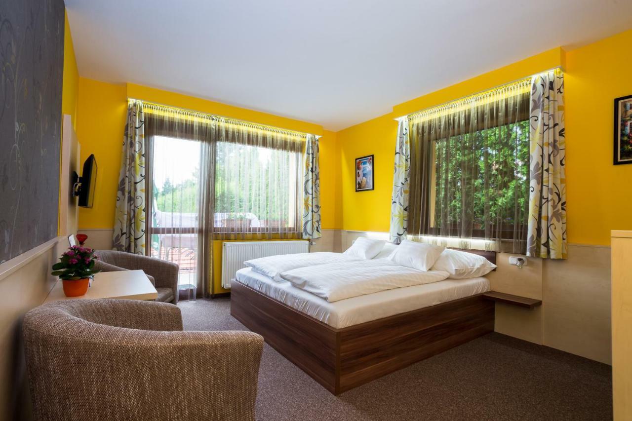 Hotel Mayer Alsooers Zewnętrze zdjęcie
