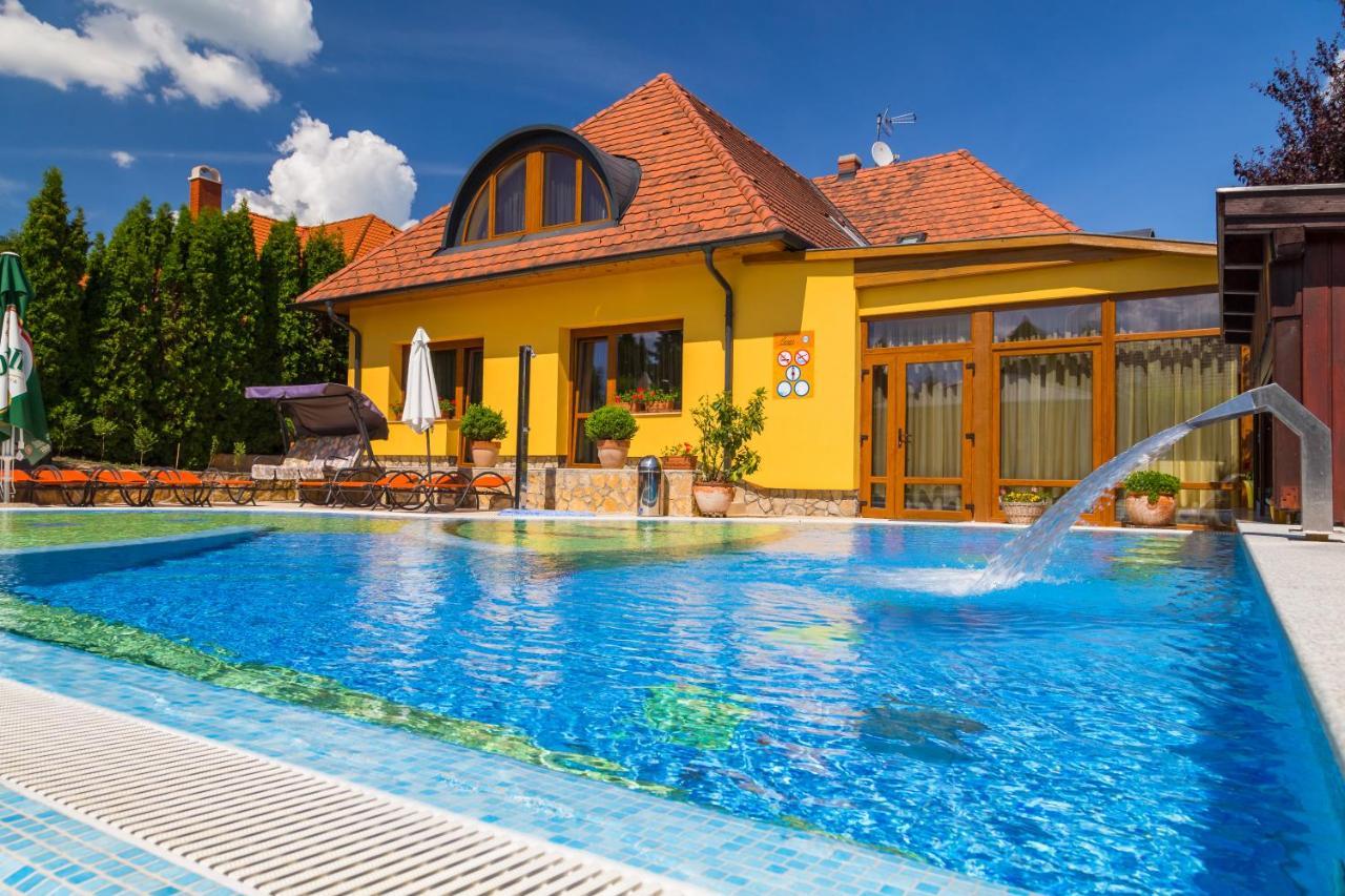 Hotel Mayer Alsooers Zewnętrze zdjęcie